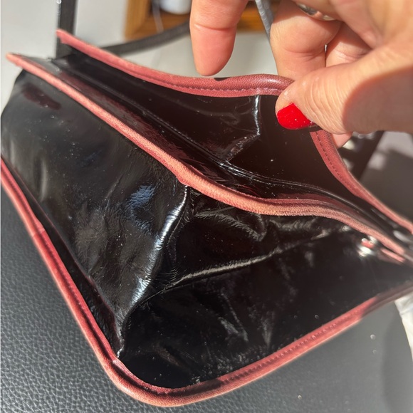 Pristine Chanel Black Quilted Patent Leather Chocolate Crossbody Shoulder Bag - Picture 15 of 16